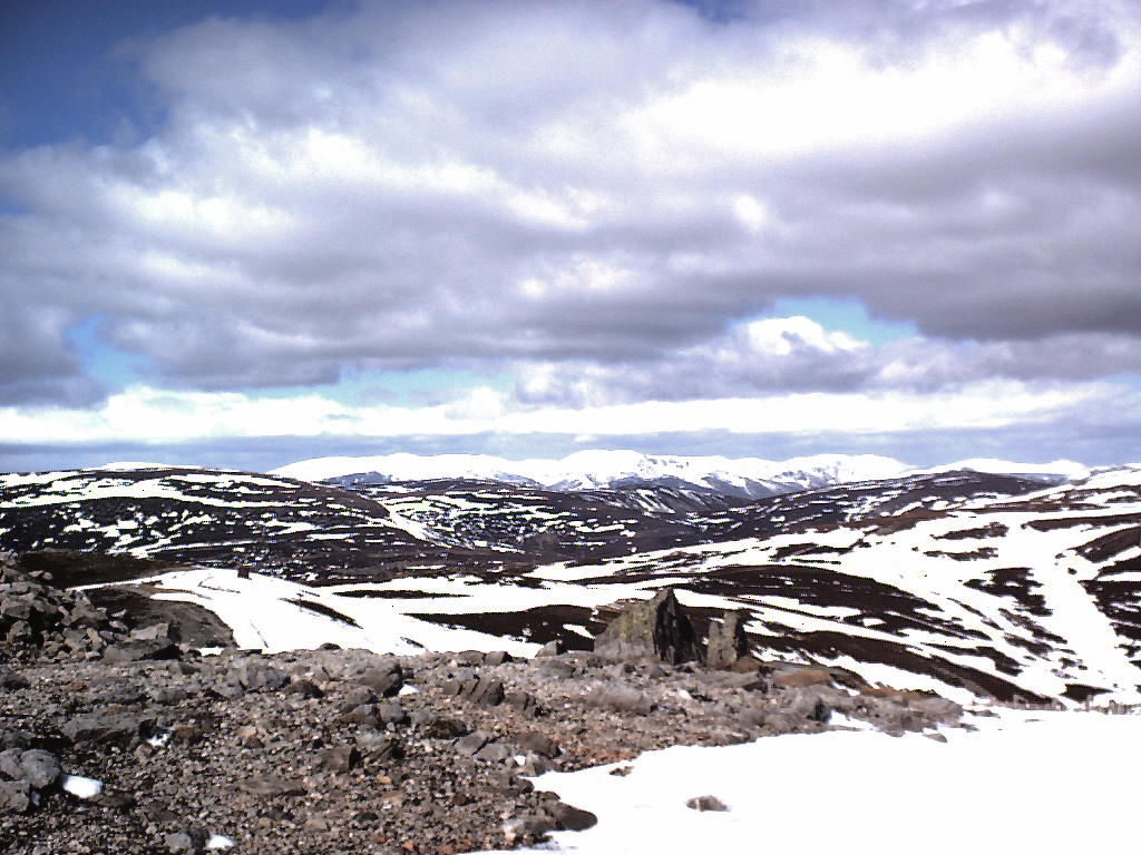 View from top of Cairnwell chair across Butchart's Corrie, April 2001