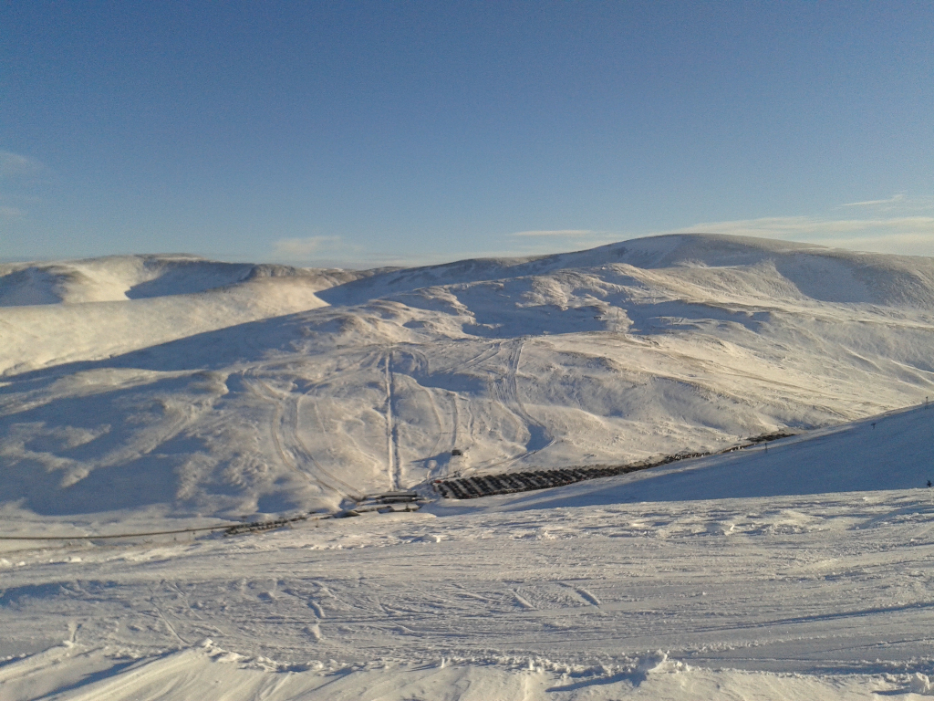 Sunnyside, Meall Odhar and Glas Maol from the top of the Cairnwell T-Bar. Jan 2015.
